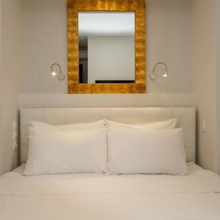 Dema Luxury Suites - Perikleous E1 아테네 외부 사진