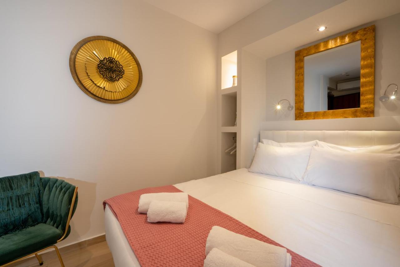 Dema Luxury Suites - Perikleous E1 아테네 외부 사진