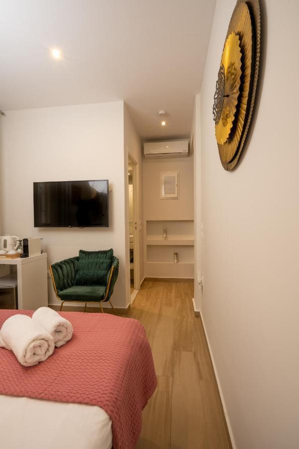 Dema Luxury Suites - Perikleous E1 아테네 외부 사진